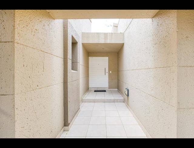 3 BEDROOM PROPERTY TO RENT IN DAINFERN GOLF ESTATE